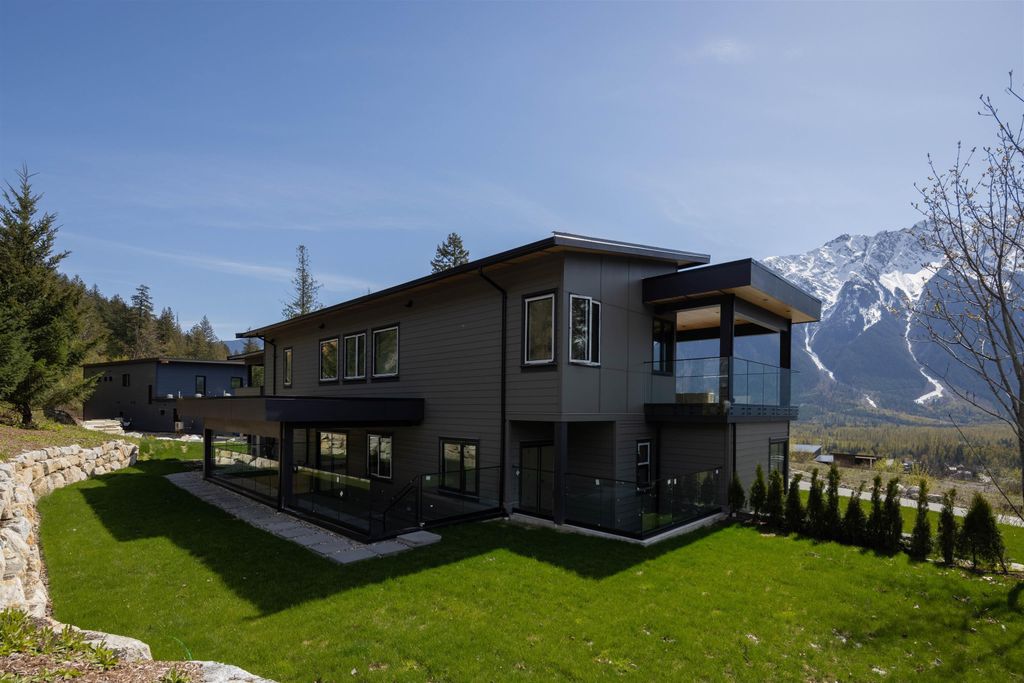 listing image 1100561709825778677