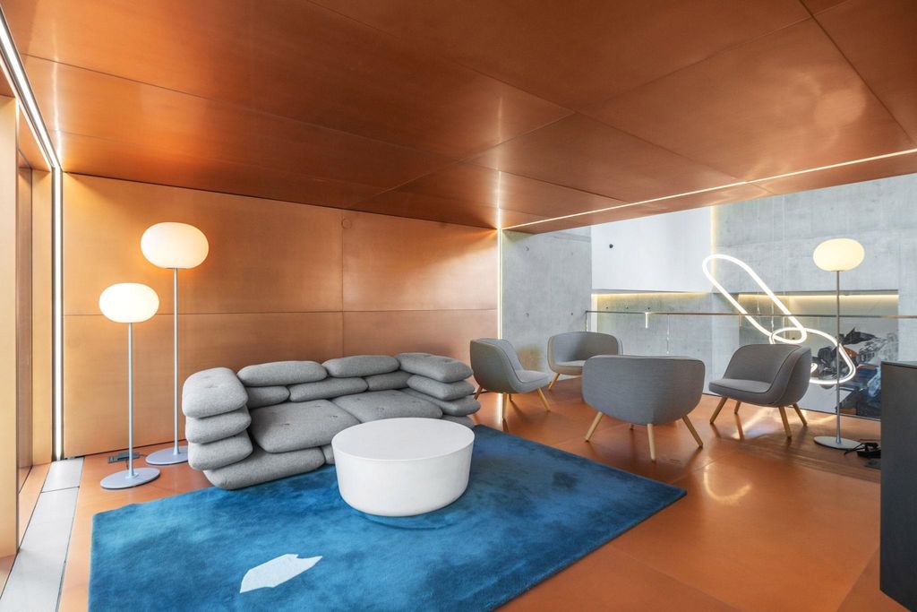 listing image 1107436683834012141