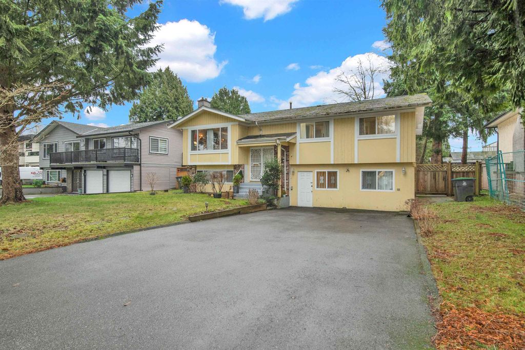 Photo of 12754 Campbell Place, Surrey, BC V3V 6C8 (MLS # R3115342)