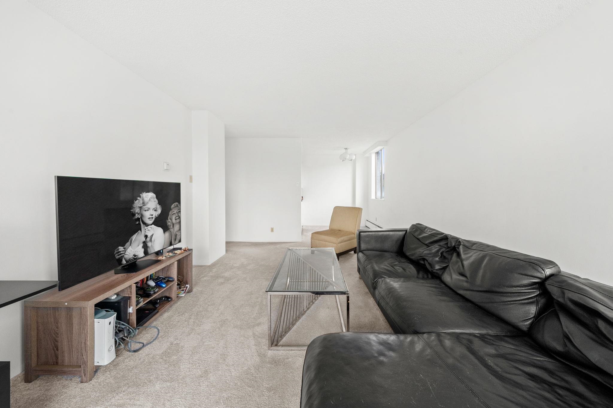 2016 Fullerton Avenue 1404