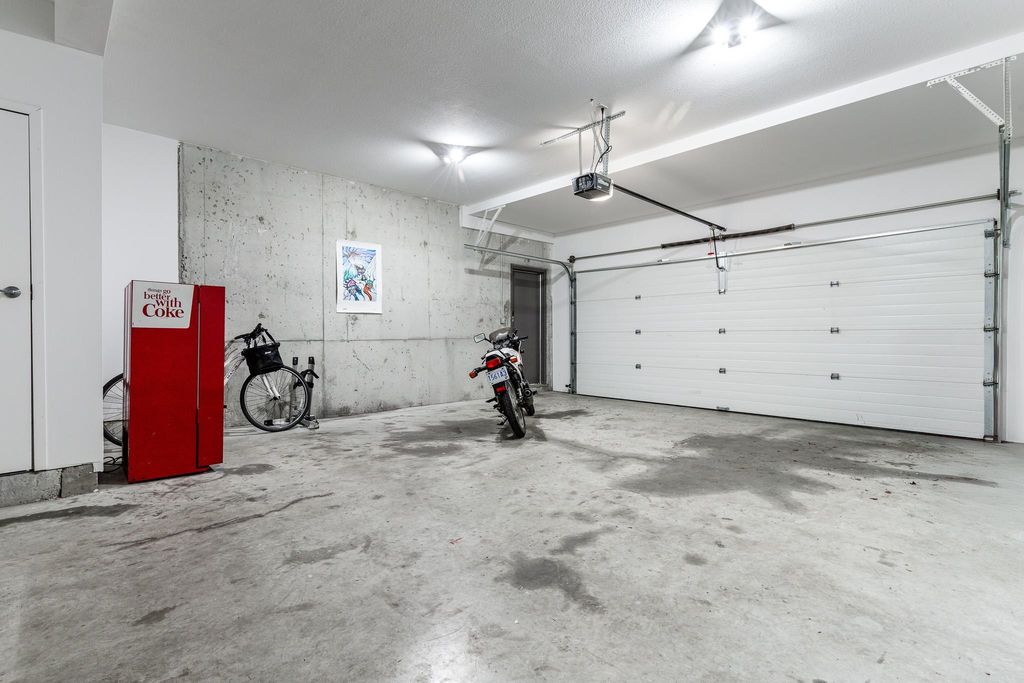listing image 1105085705372465522