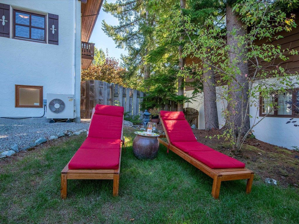 listing image 1100470397356437573