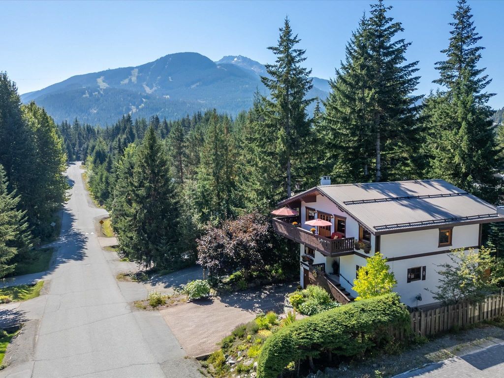 listing image 1104181888140689709