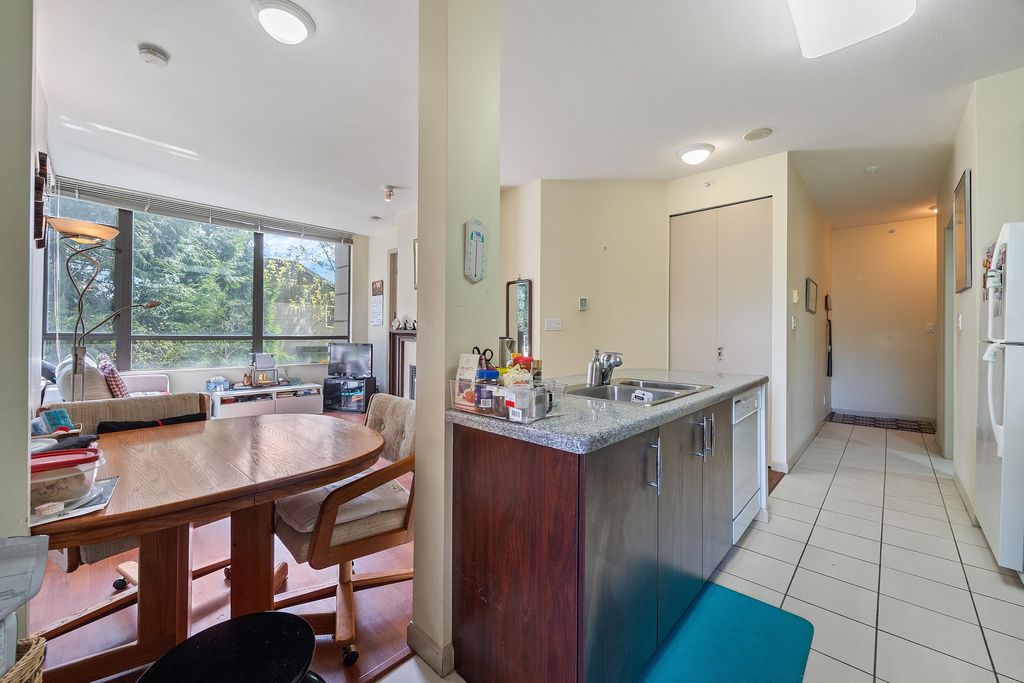 listing image 1101326281291213008