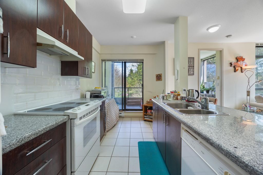 listing image 1109950686751373324