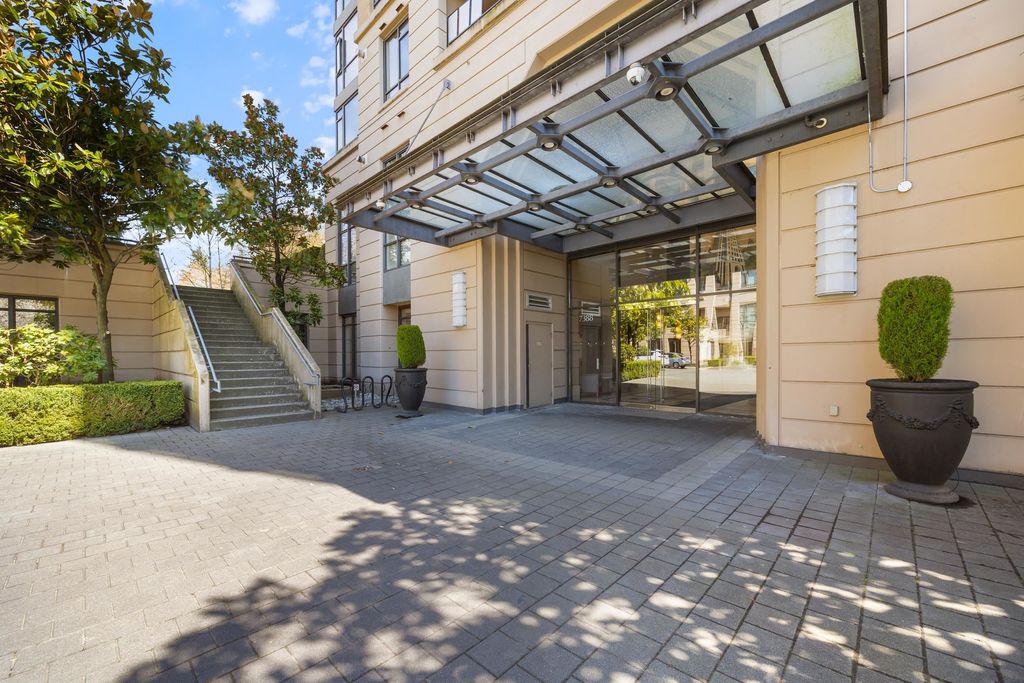 listing image 1109520991192041385
