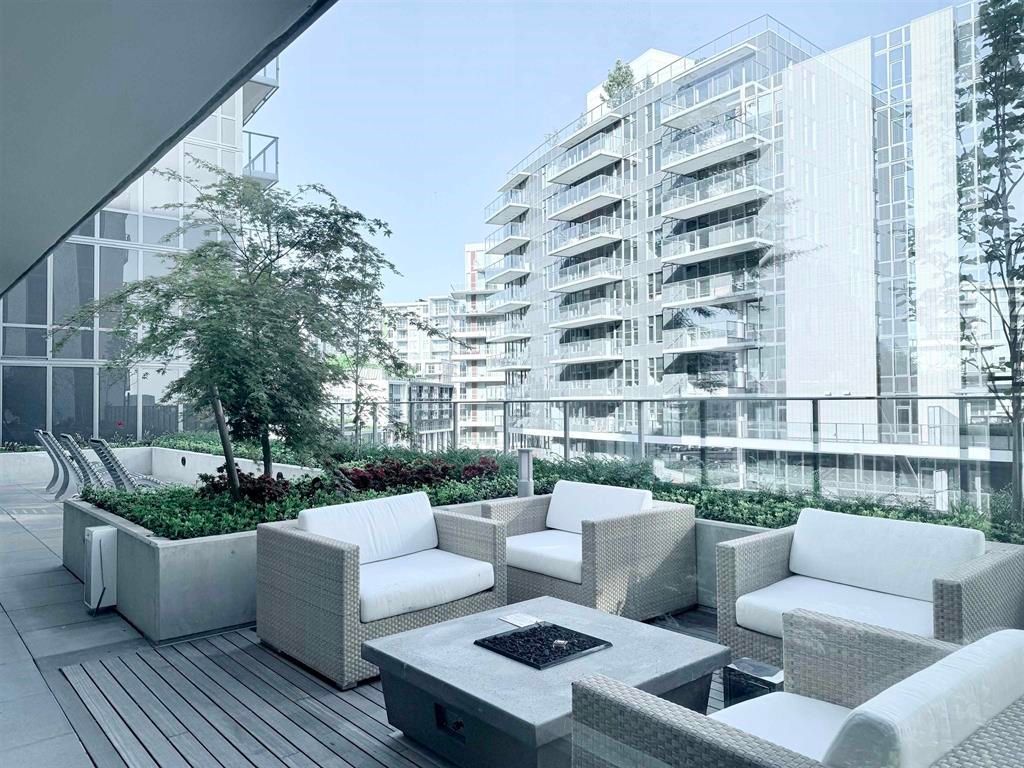 listing image 1106475934700235655