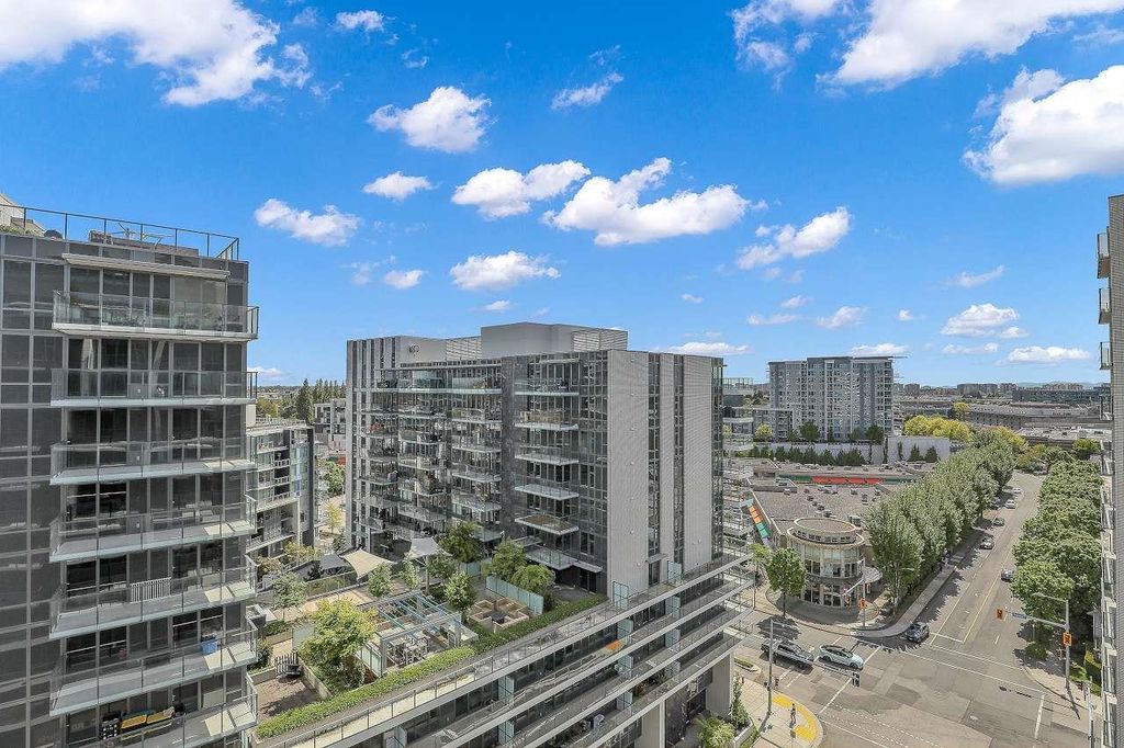 listing image 1102021853780600603