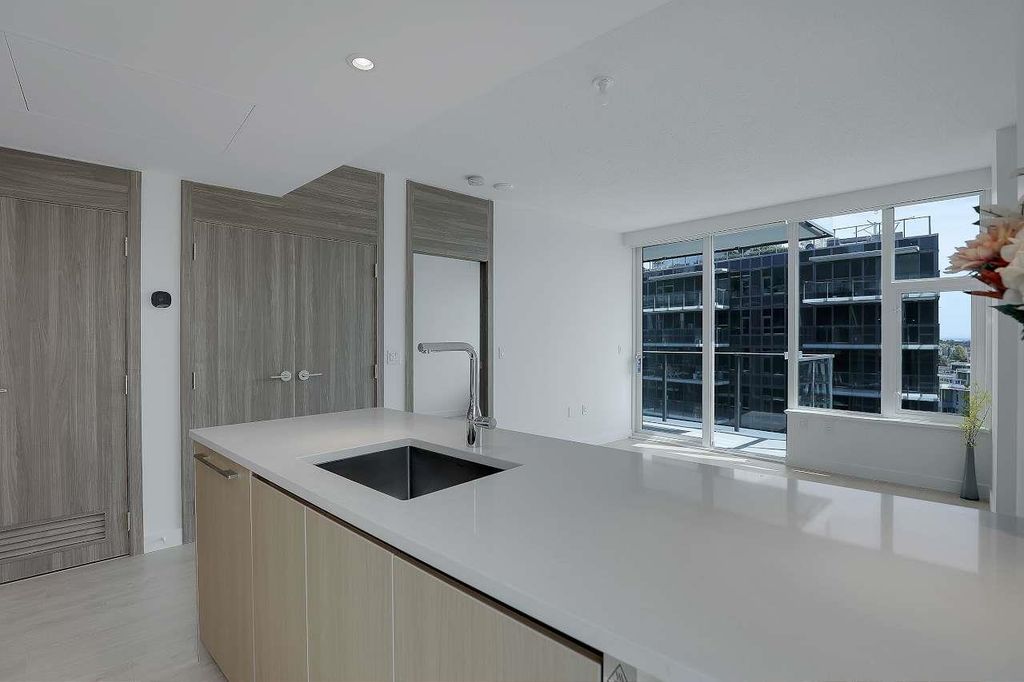 listing image 1109033341820697530