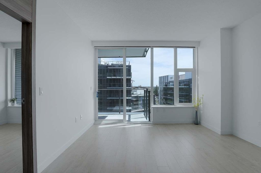 listing image 1102042054061026829