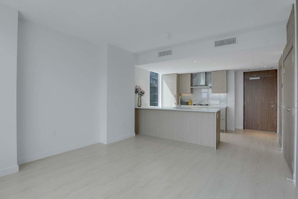listing image 1105440857032170268