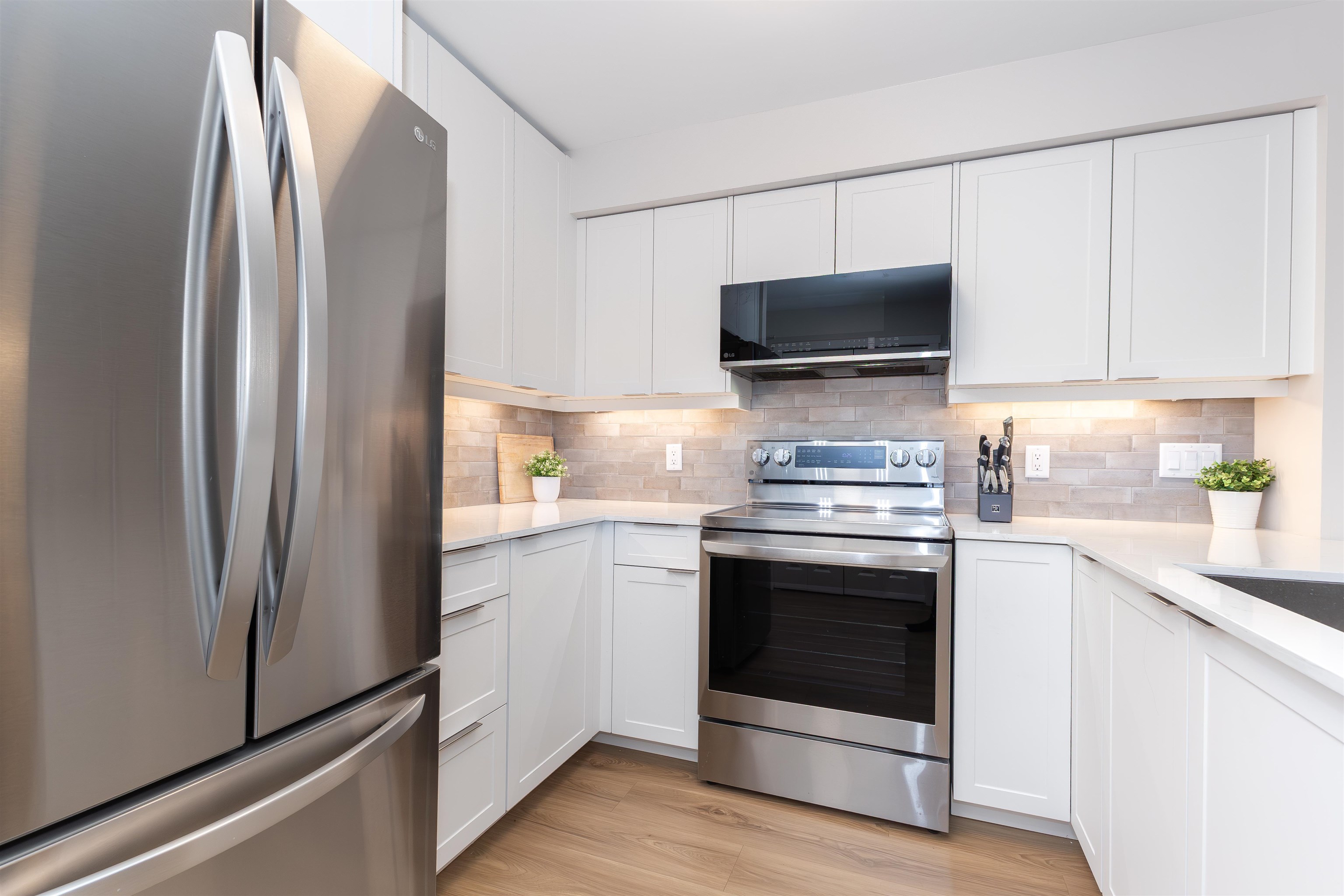 808 Sangster Place 210