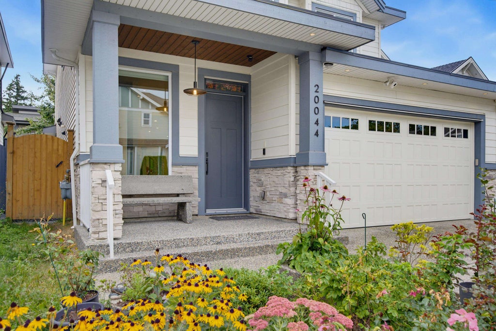 Photo of 20044 73 Avenue, Langley, BC V2Y 3G5 (MLS # R3162906)