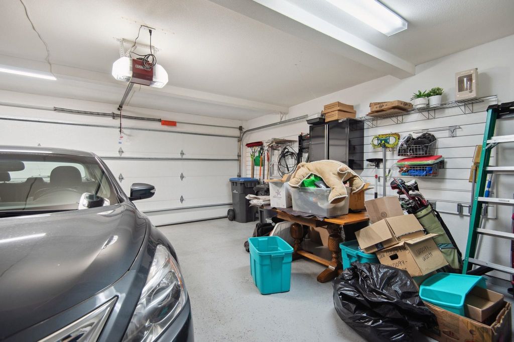 listing image 1102014689067781635