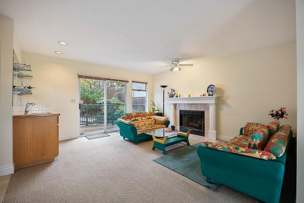 listing image 1104402222298489641