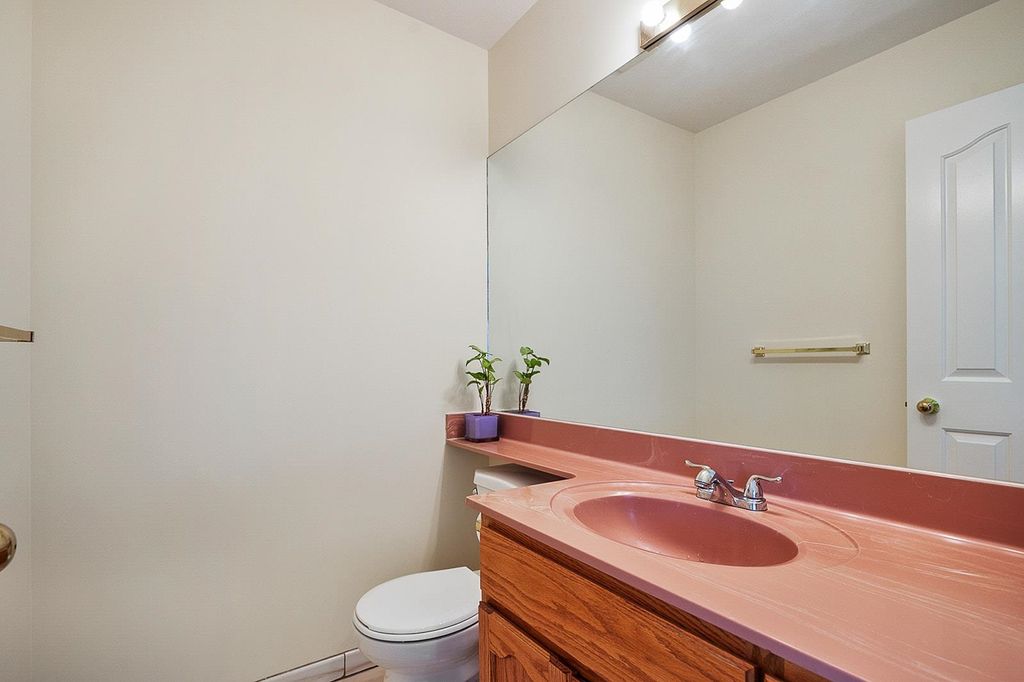 listing image 1106594850578051300