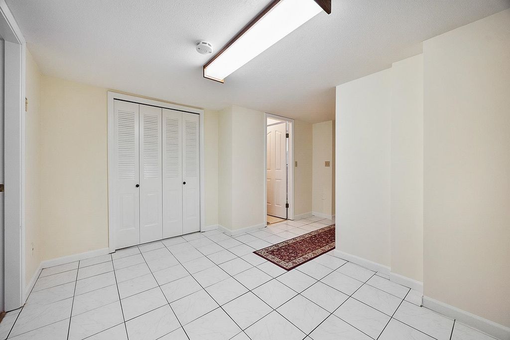 listing image 1102054457374350646