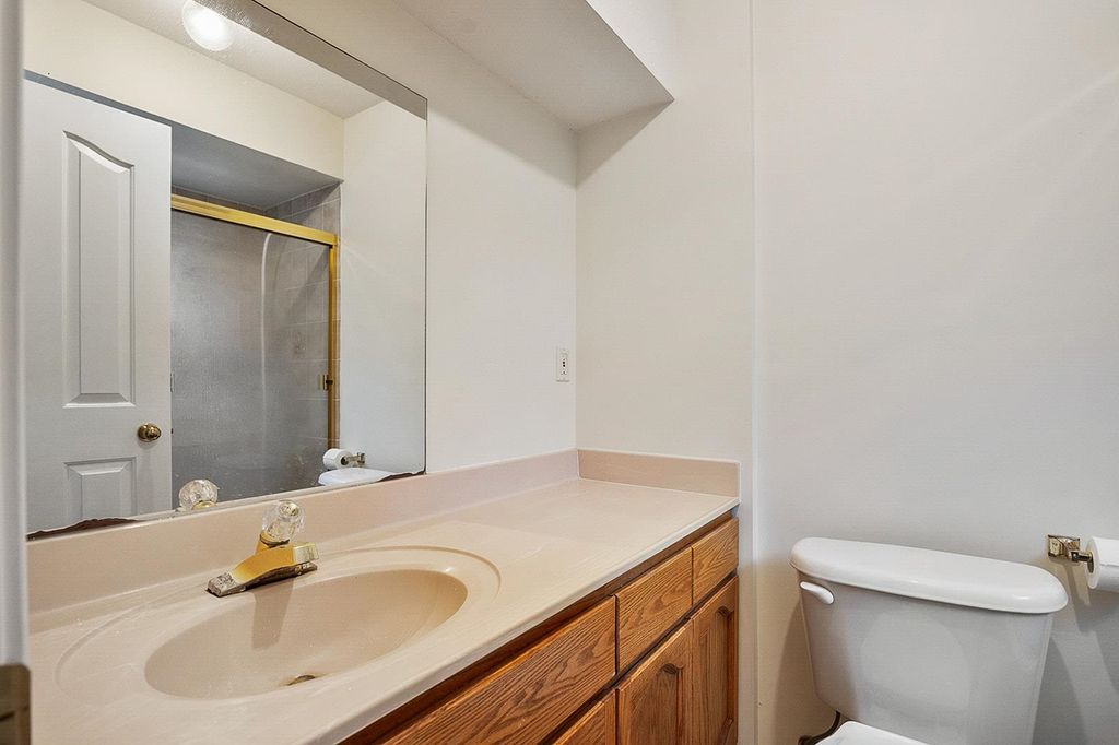 listing image 1100587164824199495