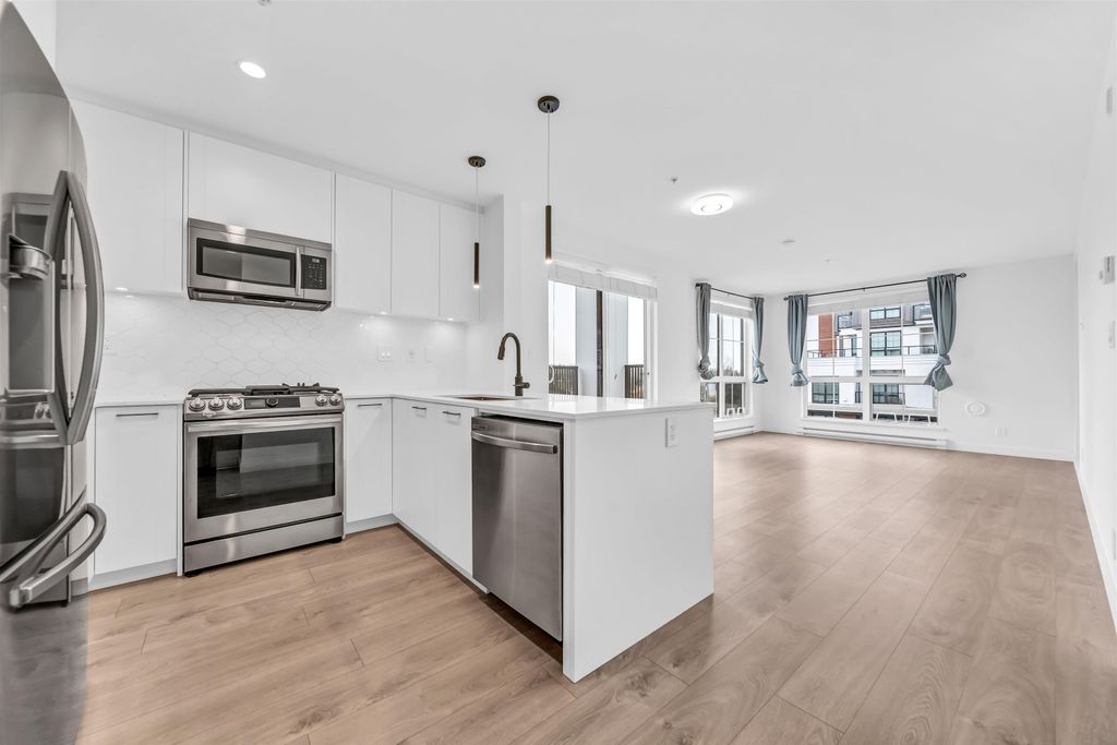 listing image 1109849550220797510