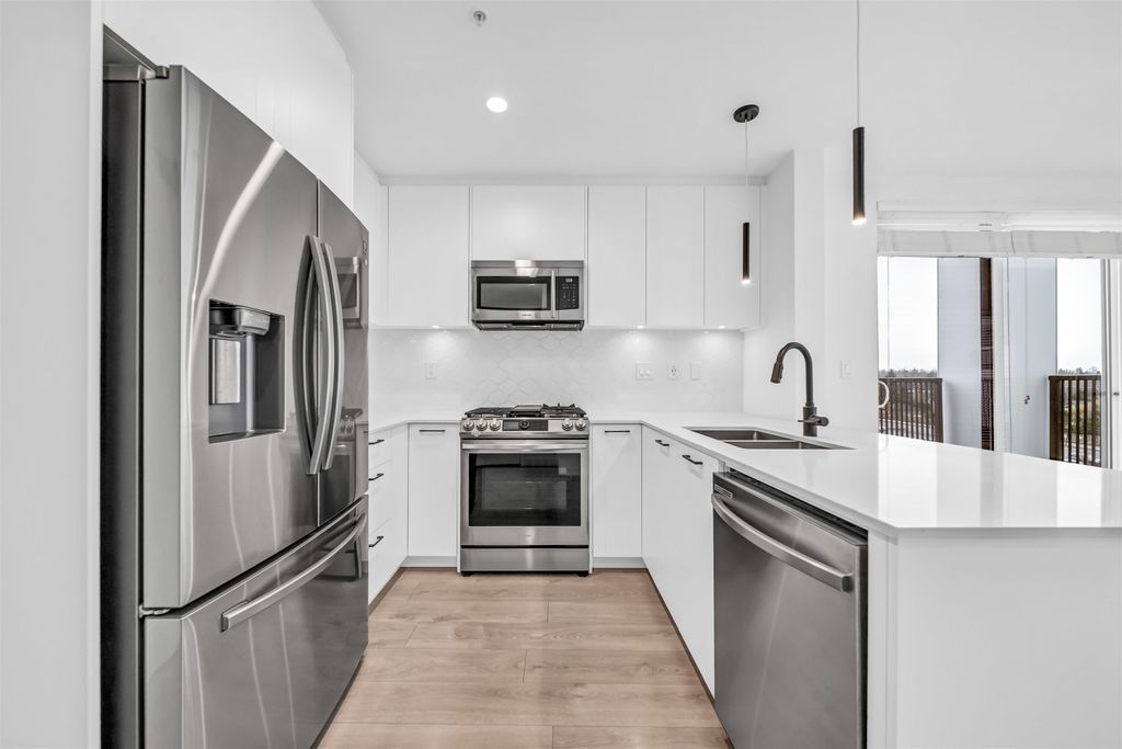 listing image 1100043164559910909