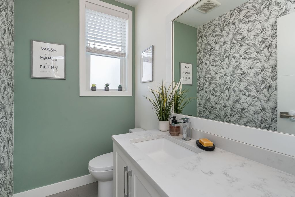 listing image 1108522414356632043