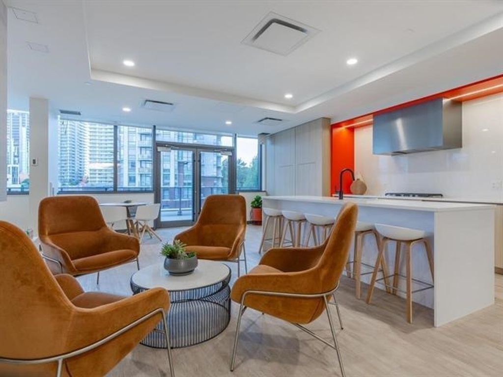 listing image 1105503890645484590