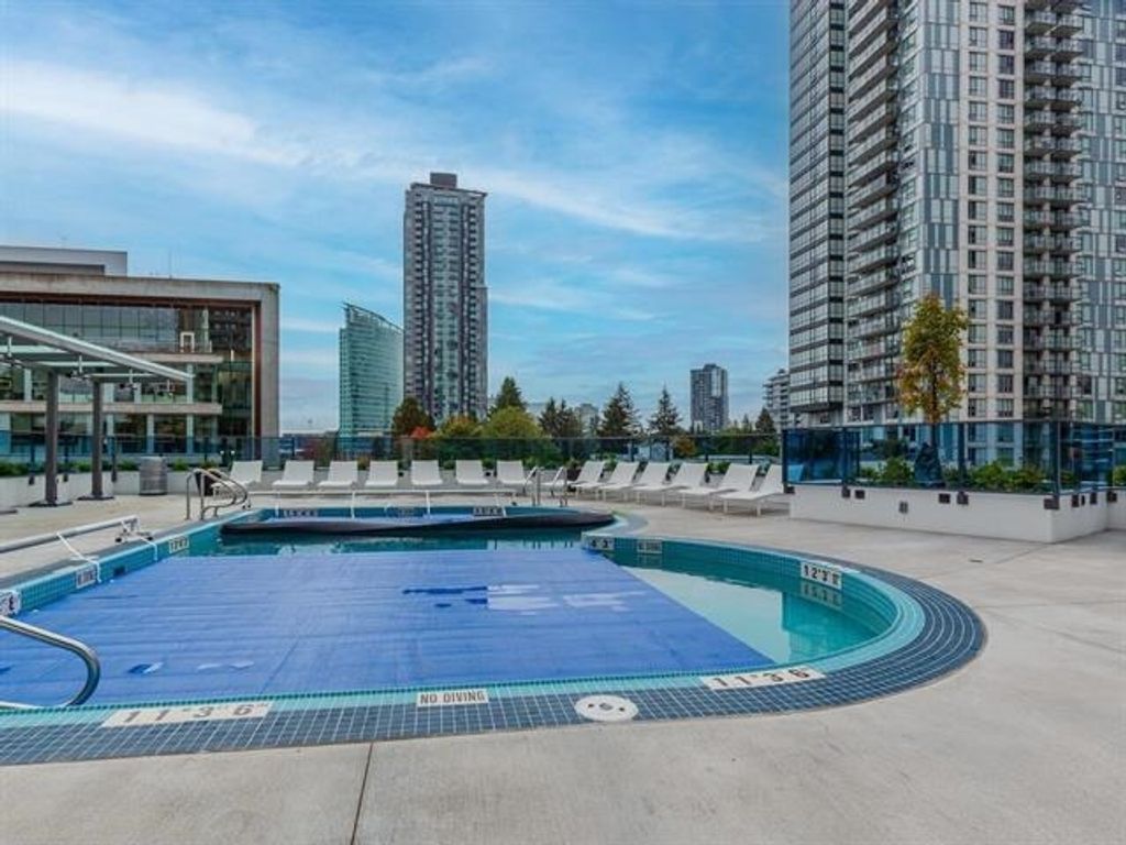 listing image 1108095323433777846