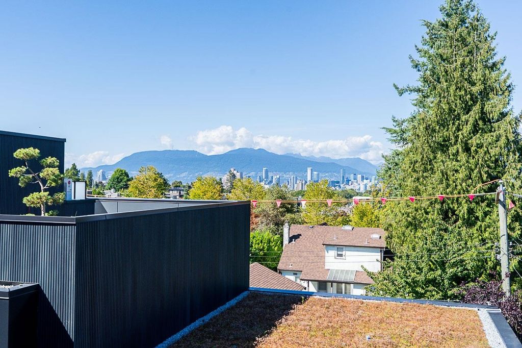 listing image 1108328755843367626