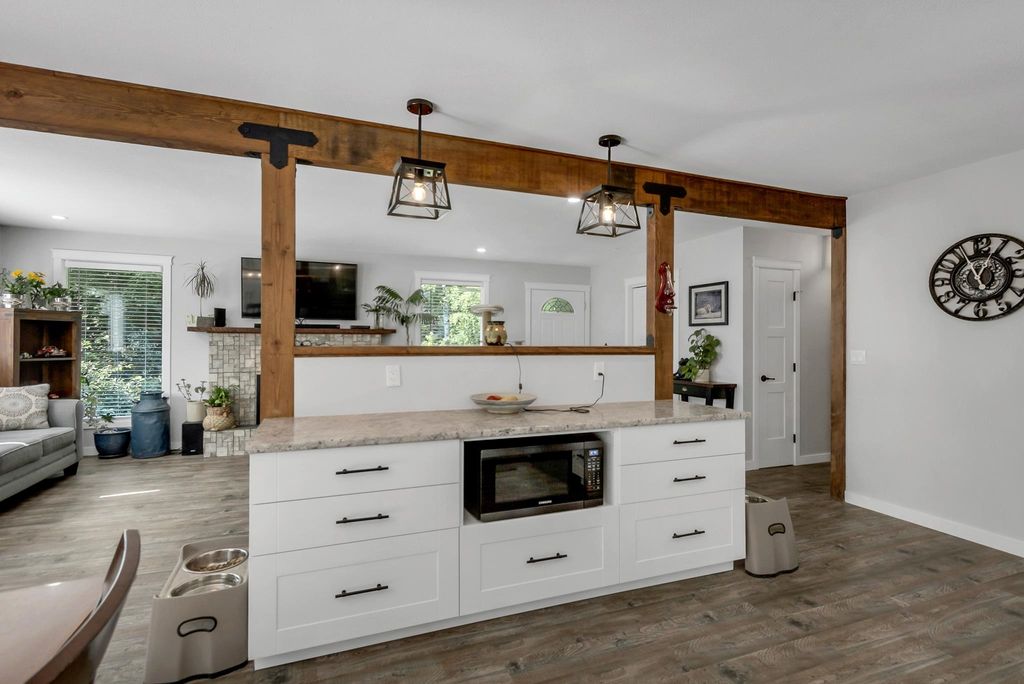 listing image 1109593341334592603