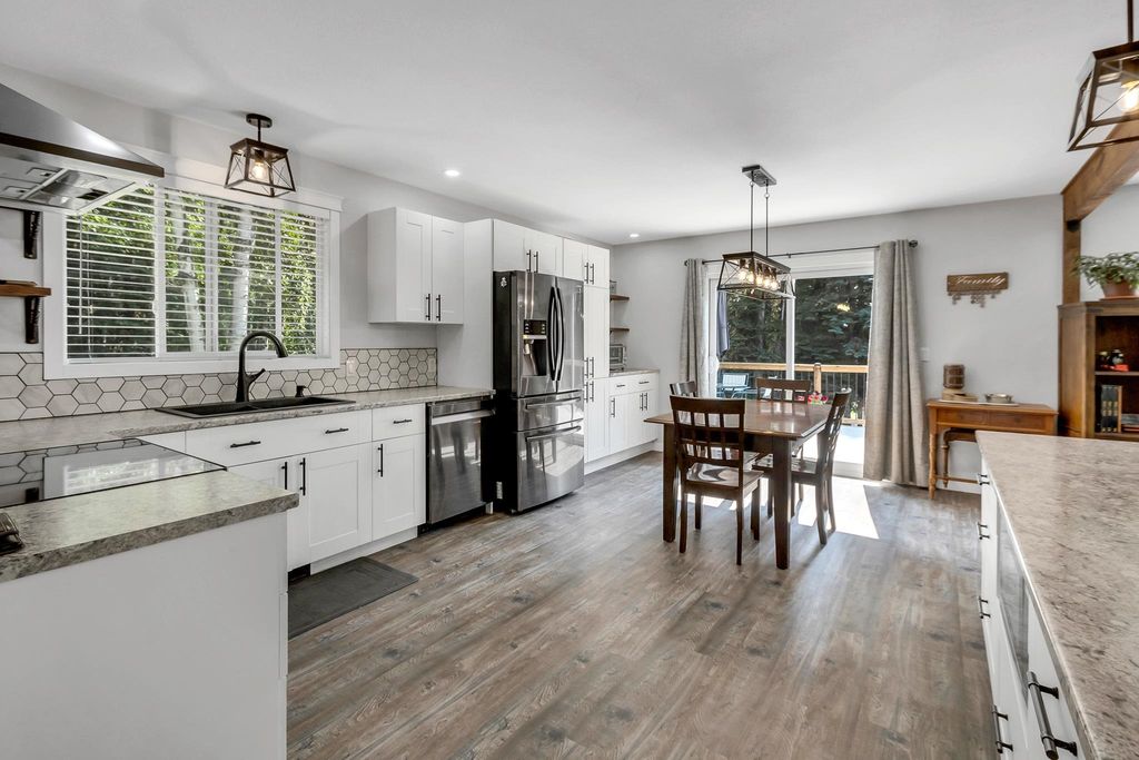 listing image 1105076770594553398