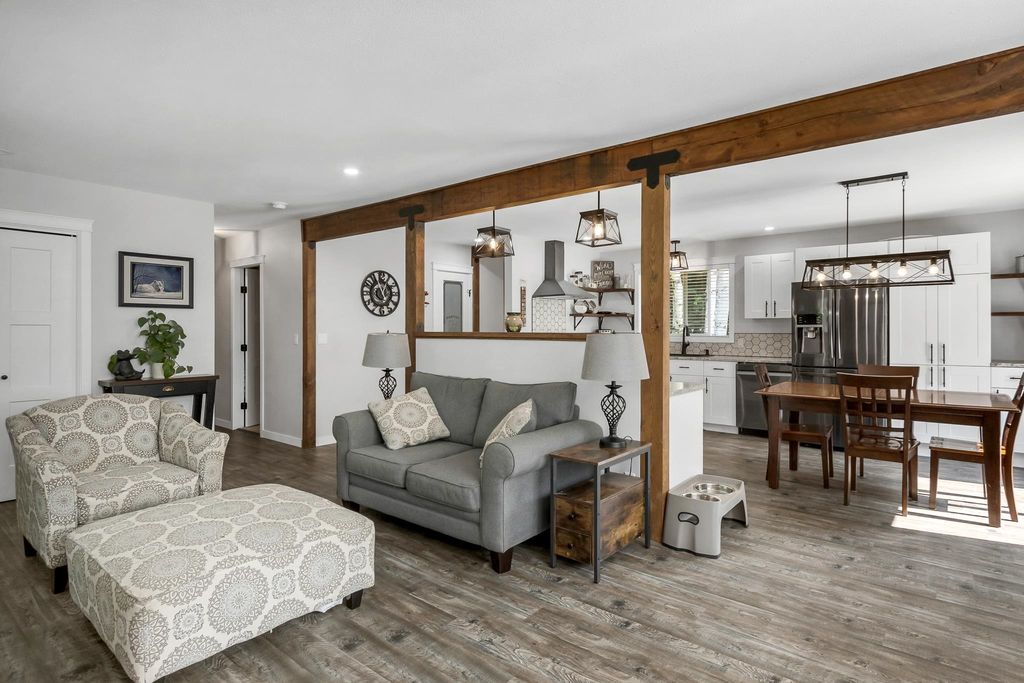 listing image 1101614409395200925