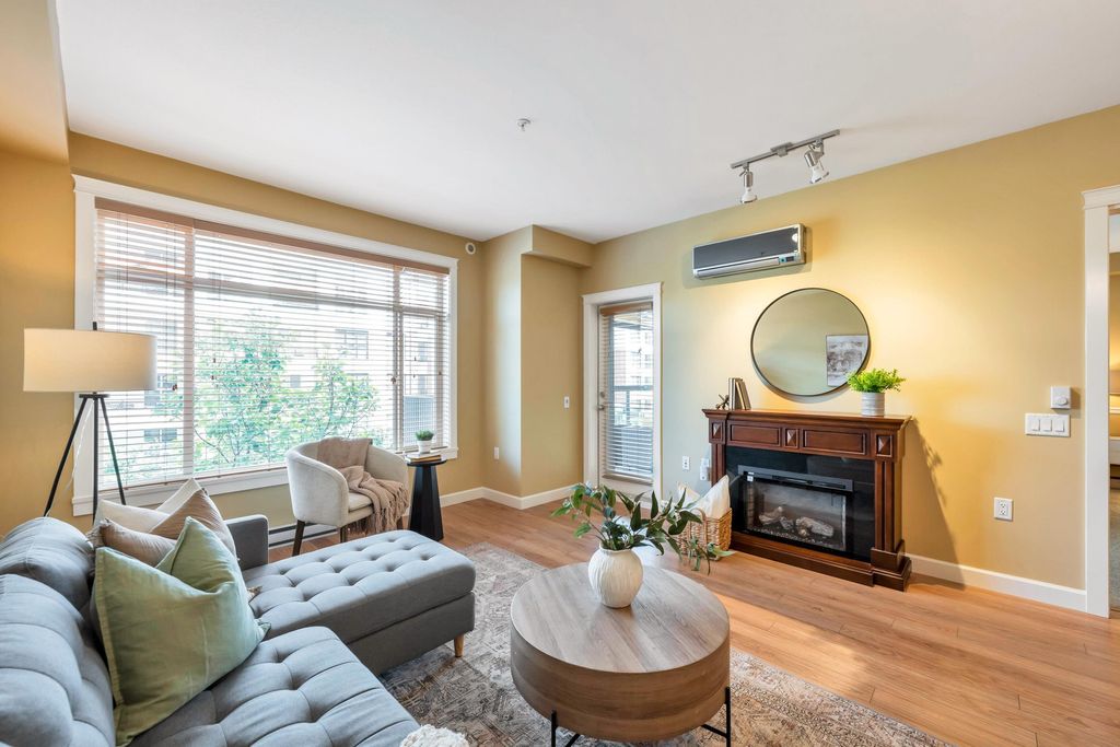 listing image 1101685928486701956