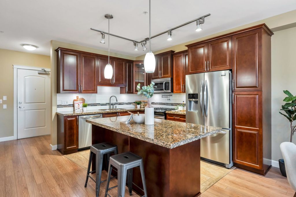 listing image 1106951748019693583