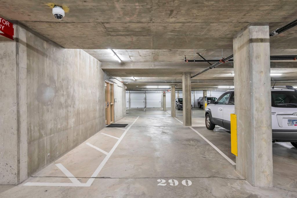 listing image 1107377176420255577