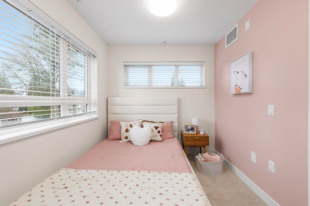listing image 1109583583386172921