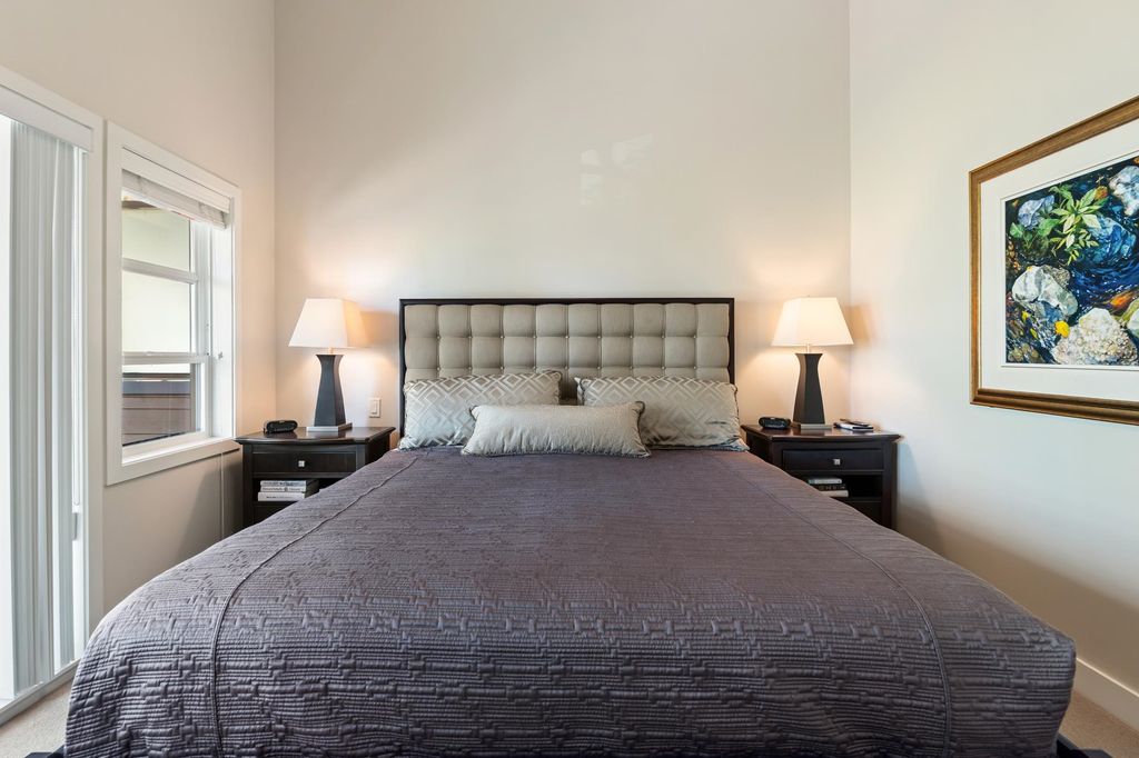 listing image 1106971849123826692