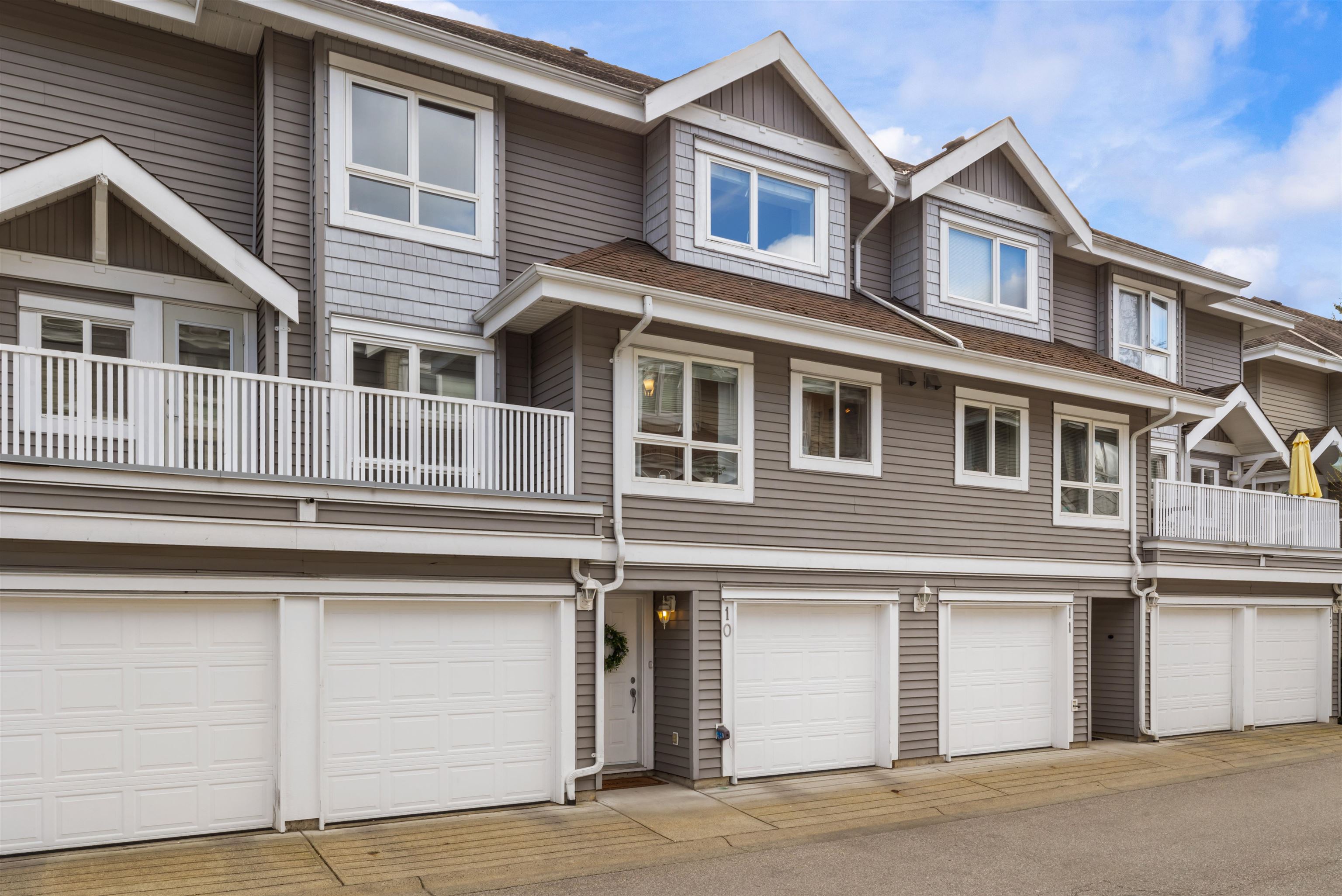 8968 208 Street 10