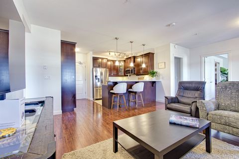 12655 190a Street 211 Pitt Meadows BC V3Y 0E9