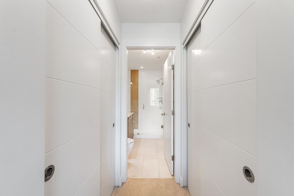 listing image 1107751937855602975