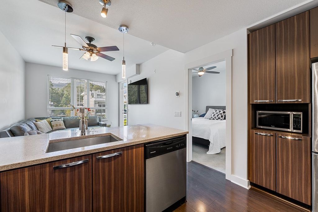listing image 1108988749378865613