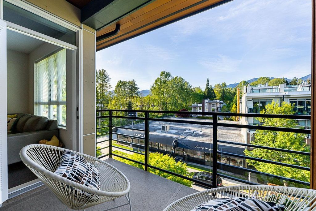 listing image 1101268794763886598