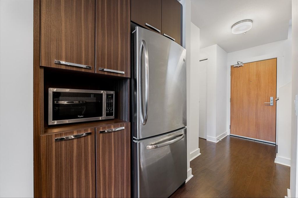 listing image 1101310614712579221
