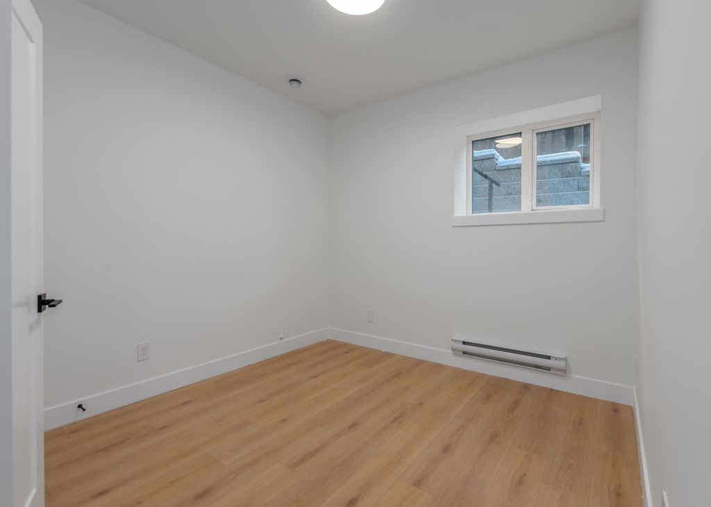 listing image 1105668937164851239