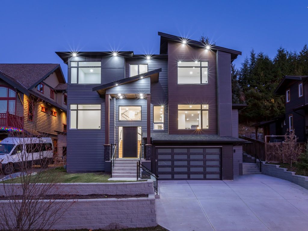 listing image 1103738461532548513