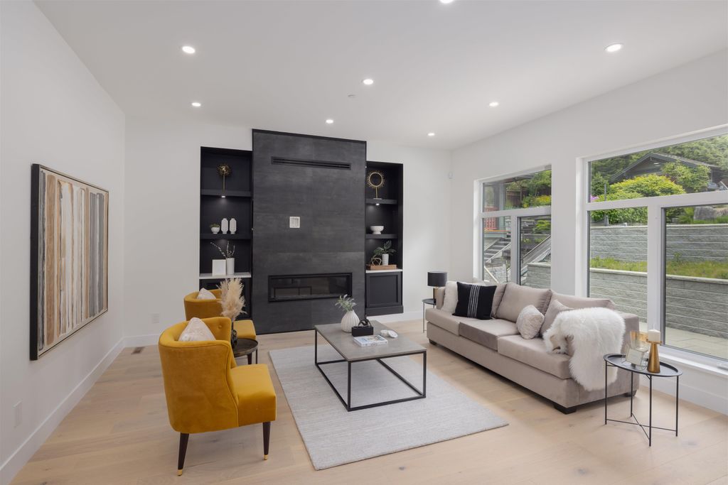 listing image 1103061873721187198