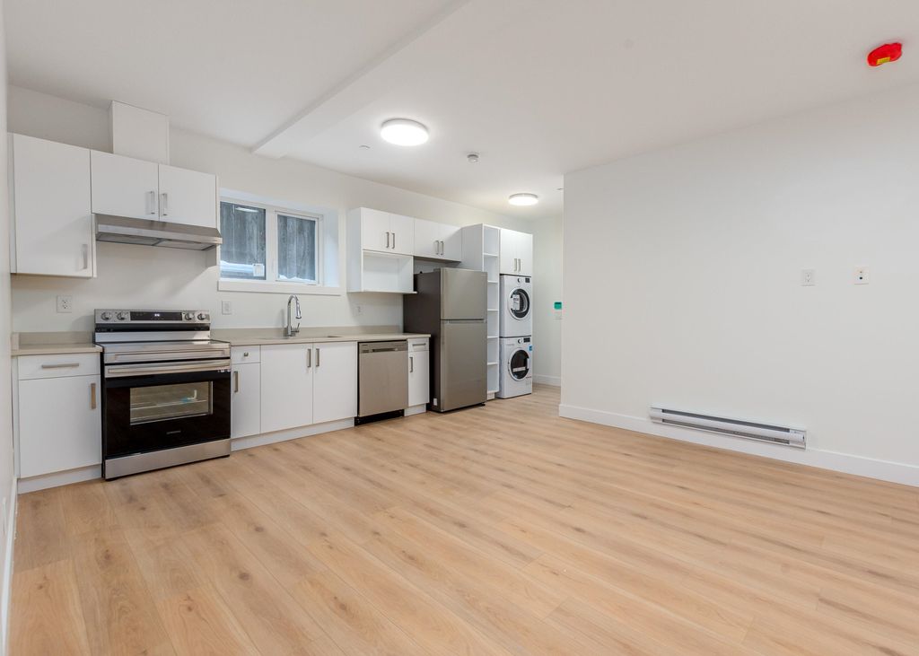 listing image 1107255219798136033