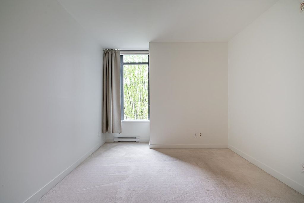listing image 1107696797870221906