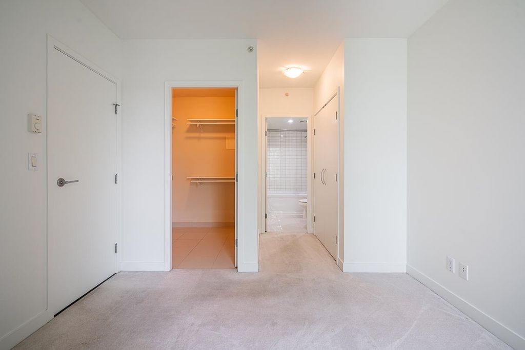 listing image 1109555559783358633