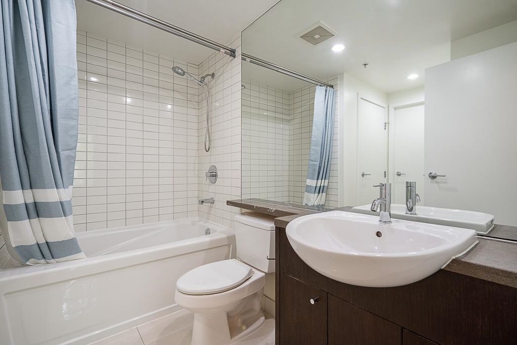listing image 1104741452235075720