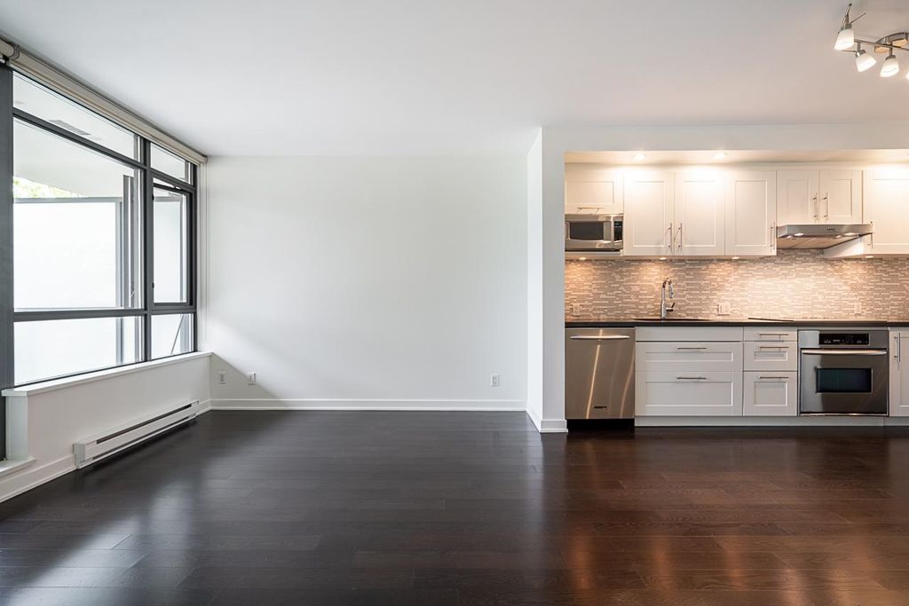 listing image 1108950452842317879